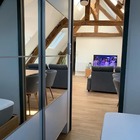 Le Henri Iv - Vue Cathedrale-parking *